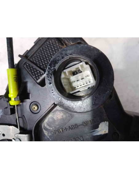 CERRADURA PUERTA DELANTERA DERECHA TOYOTA AVENSIS BERLINA (T25) - 200339