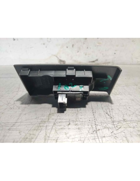 MANDO ELEVALUNAS TRASERO DERECHO SEAT TOLEDO (KG3) - 234609