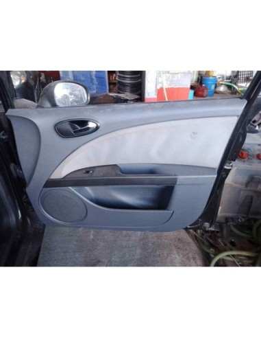 GUARNECIDO PUERTA DELANTERA DERECHA SEAT LEON...