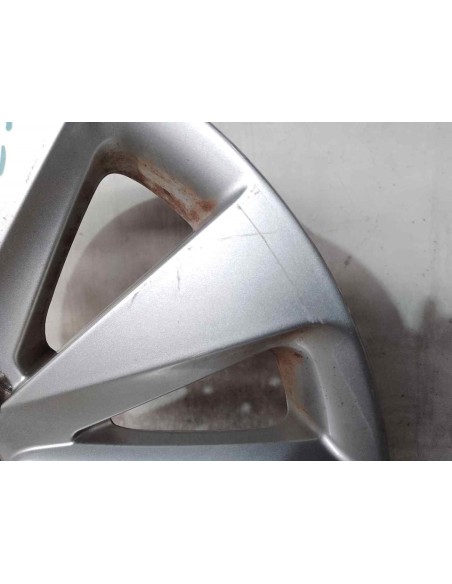 LLANTA SEAT ARONA (KJ) - 249640