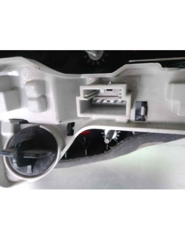 PILOTO TRASERO DERECHO INTERIOR VOLKSWAGEN GOLF...