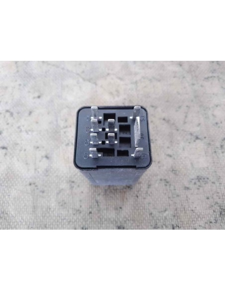 CAJA PRECALENTAMIENTO VOLKSWAGEN GOLF V (1K1)(10 2003) - 225783