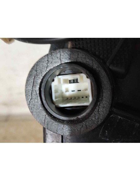 CERRADURA PUERTA DELANTERA IZQUIERDA TOYOTA COROLLA (E12) - 217243