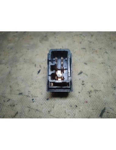 MANDO ELEVALUNAS DELANTERO DERECHO HYUNDAI GETZ...