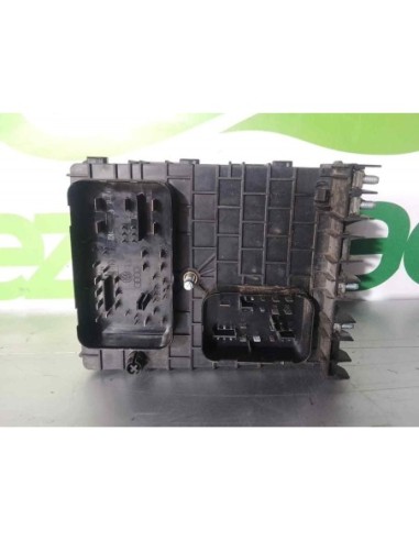 CAJA RELES / FUSIBLES VOLKSWAGEN GOLF PLUS V...