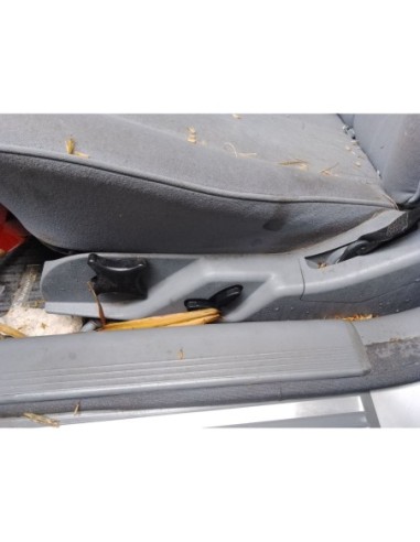 ASIENTO DELANTERO IZQUIERDO MERCEDES-BENZ CLASE...