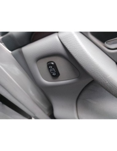 MANDO ELEVALUNAS TRASERO DERECHO MERCEDES-BENZ...