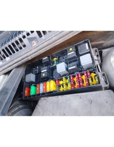 CAJA RELES / FUSIBLES FORD TRANSIT CONNECT...