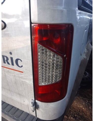 PILOTO TRASERO DERECHO FORD TRANSIT CONNECT...