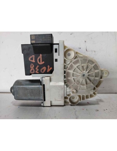 MOTOR ELEVALUNAS DELANTERO DERECHO SEAT CORDOBA BERLINA (6L2) - 266865