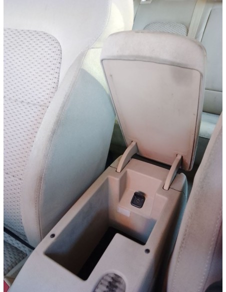 APOYABRAZOS CENTRAL SKODA SUPERB (3T4) - 267084