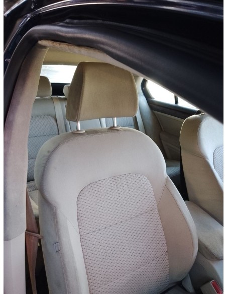ASIENTO DELANTERO DERECHO SKODA SUPERB (3T4) - 267019