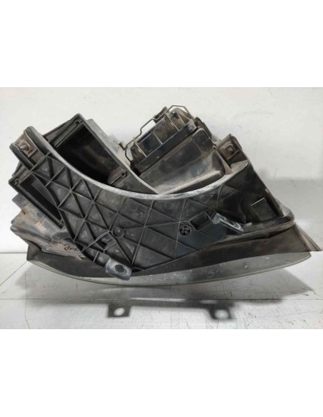 FARO IZQUIERDO AUDI A4 BERLINA (8E) - 235800