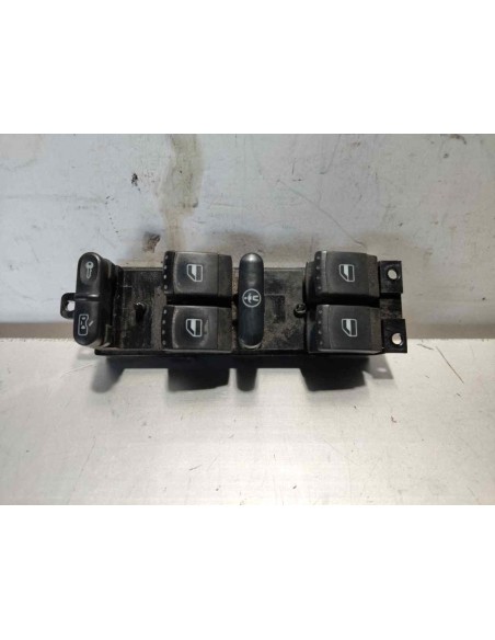 MANDO ELEVALUNAS DELANTERO IZQUIERDO VOLKSWAGEN PASSAT BERLINA (3B3) - 267447