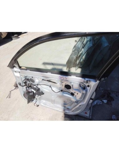 PUERTA DELANTERA DERECHA VOLKSWAGEN PASSAT...