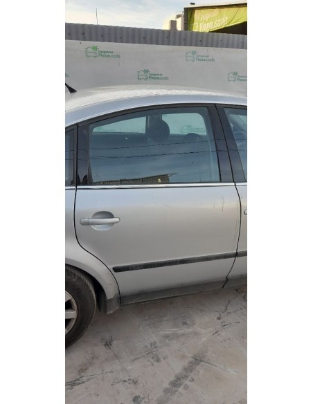 PUERTA TRASERA DERECHA VOLKSWAGEN PASSAT BERLINA (3B3) - 267454