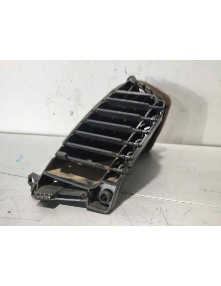 AIREADOR CENTRAL DERECHO MITSUBISHI L200 (KA0/KB0) - 267910