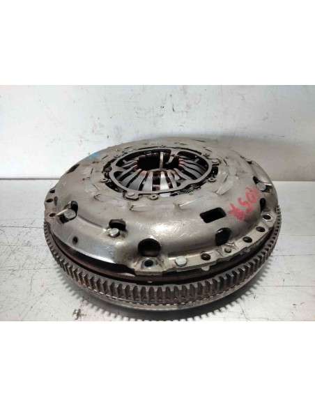 KIT EMBRAGUE VOLKSWAGEN PASSAT VARIANT (3C5) - 265270