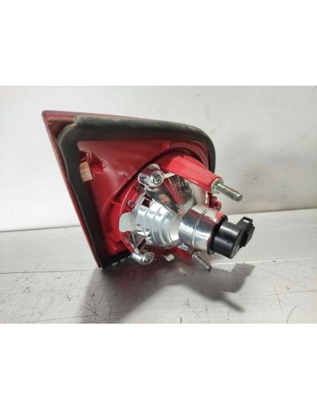PILOTO TRASERO DERECHO INTERIOR VOLKSWAGEN PASSAT VARIANT (3C5) - 267786