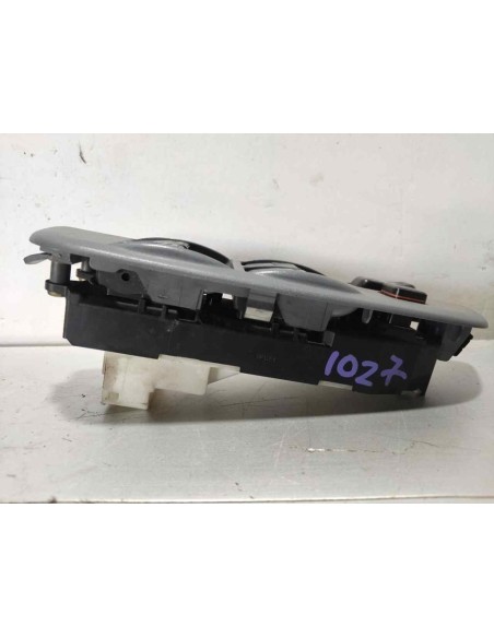 MANDO ELEVALUNAS DELANTERO IZQUIERDO TOYOTA RAV4 (A2) - 261170