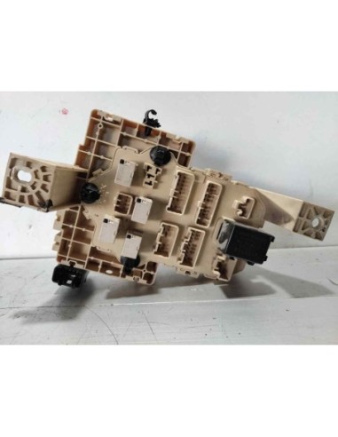 CAJA RELES / FUSIBLES SUZUKI SWIFT BERLINA...
