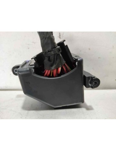 CAJA RELES / FUSIBLES VOLKSWAGEN PASSAT VARIANT...