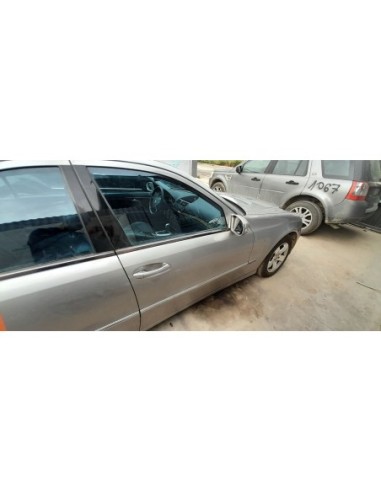 PUERTA DELANTERA DERECHA MERCEDES-BENZ CLASE E...