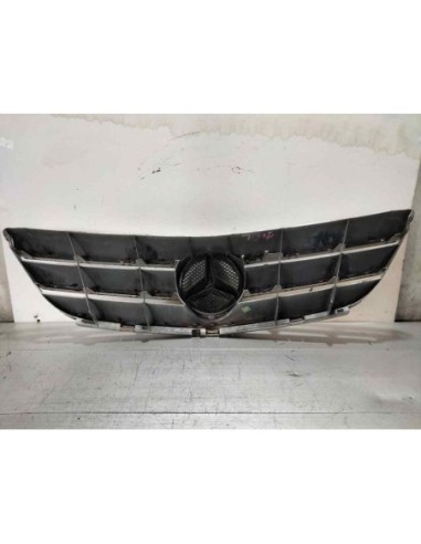 REJILLA DELANTERA MERCEDES-BENZ CLASE B (BM...