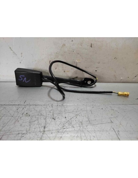 ENGANCHE CINTURON DELANTERO IZQUIERDO MERCEDES-BENZ CLASE E (BM 211) BERLINA - 270518
