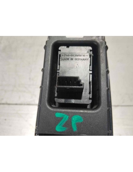 MANDO ELEVALUNAS DELANTERO DERECHO BMW SERIE 1 BERLINA (E81/E87) - 270870