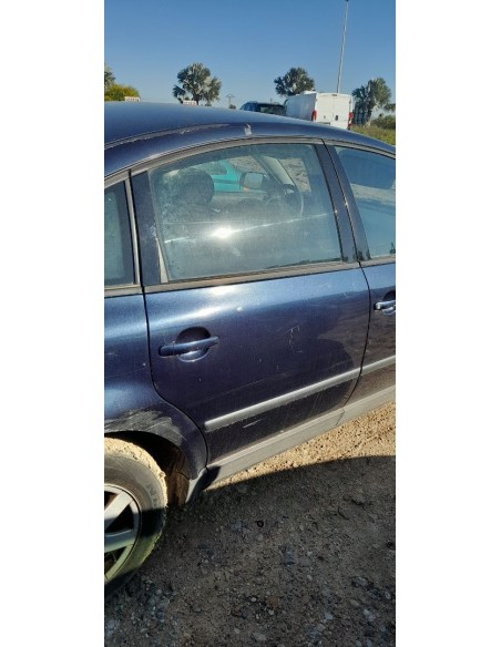 PUERTA TRASERA DERECHA VOLKSWAGEN PASSAT BERLINA (3B2) - 271036
