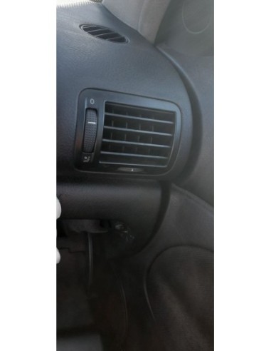 REJILLA AIREADORA VOLKSWAGEN PASSAT BERLINA...