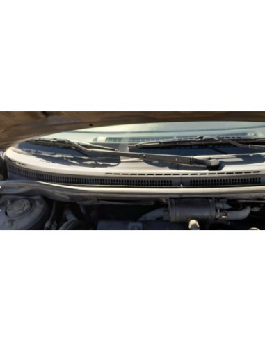 BRAZO LIMPIA DELANTERO DERECHO TOYOTA COROLLA...