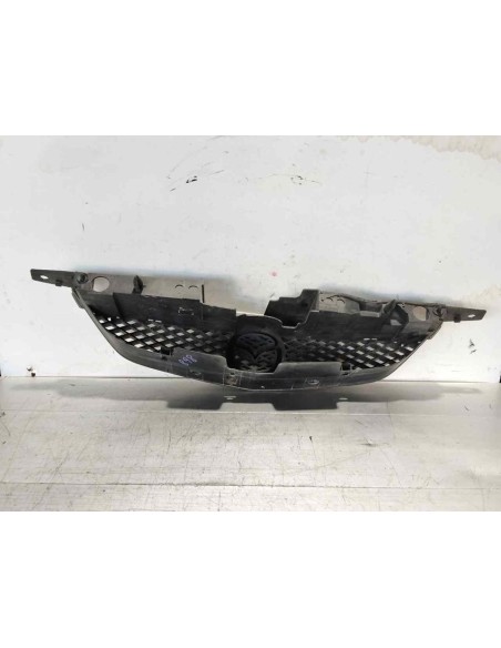 REJILLA DELANTERA MAZDA 323 F/S BERLINA (BJ) - 240508