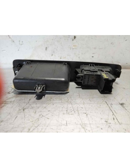 MANDO ELEVALUNAS DELANTERO DERECHO NISSAN QASHQAI (J10) - 263276