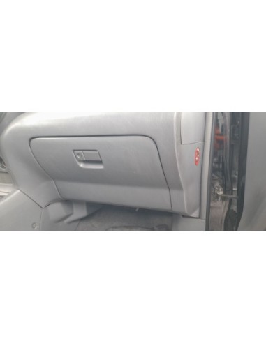 GUANTERA TOYOTA RAV4 (A2) - 272821