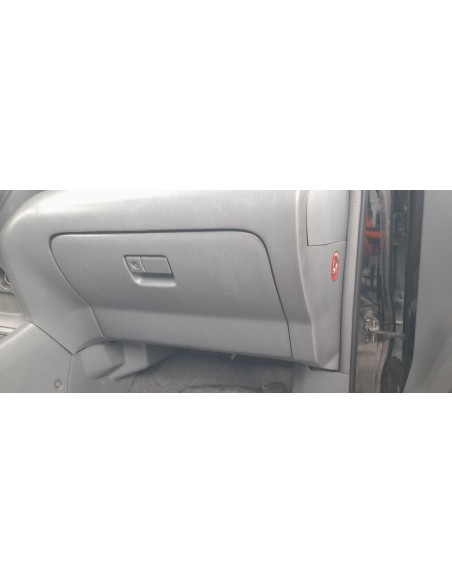 GUANTERA TOYOTA RAV4 (A2) - 272821