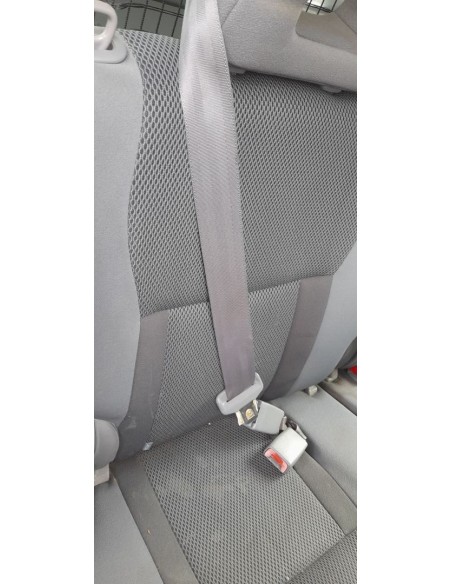 CINTURON SEGURIDAD TRASERO CENTRAL TOYOTA RAV4 (A2) - 272834