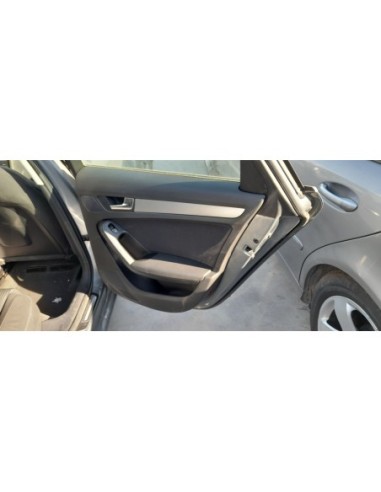 GUARNECIDO PUERTA TRASERA DERECHA AUDI A4 AVANT...