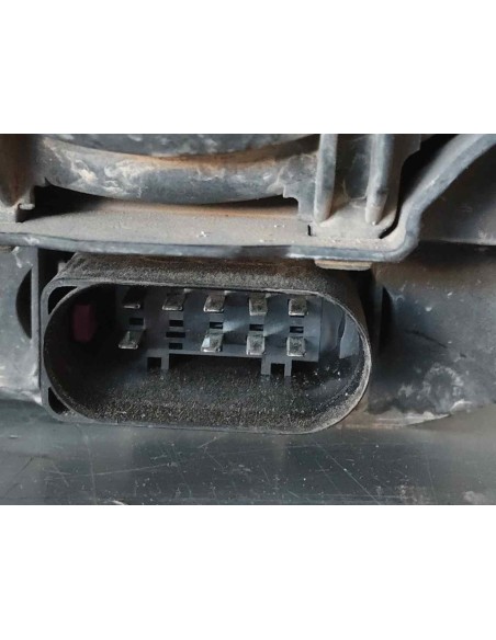 FARO IZQUIERDO AUDI A4 BERLINA (8E) - 265741