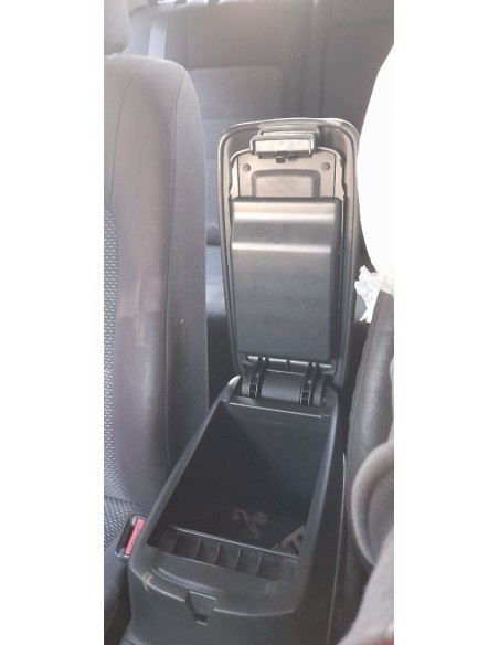 APOYABRAZOS CENTRAL MAZDA 6 BERLINA (GG) - 273329