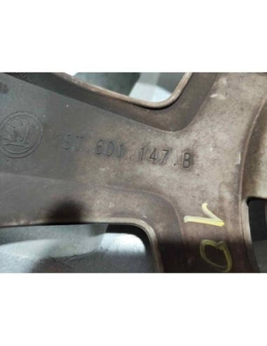 TAPACUBOS SKODA  - 273642