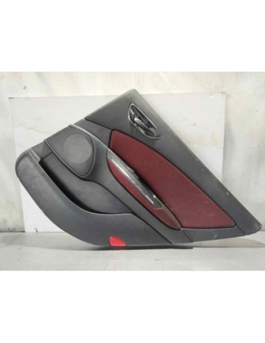 GUARNECIDO PUERTA TRASERA DERECHA AUDI A4...