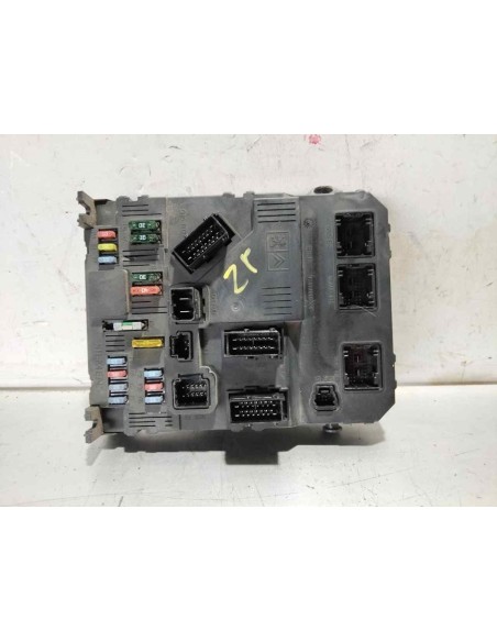 CAJA RELES / FUSIBLES PEUGEOT 206 + - 274556