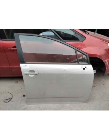 PUERTA DELANTERA DERECHA TOYOTA COROLLA VERSO...