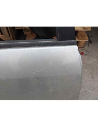 PUERTA TRASERA DERECHA TOYOTA COROLLA (E12) -...