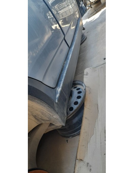 FALDON LATERAL BMW SERIE X3 (E83) - 275703