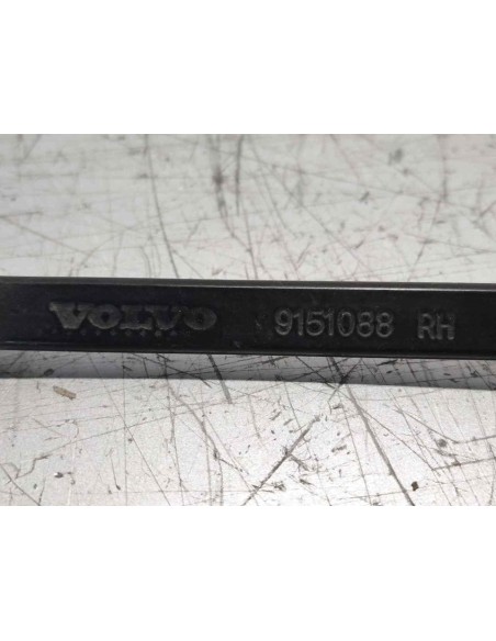 BRAZO LIMPIA DELANTERO DERECHO VOLVO SERIE 850 - 160574