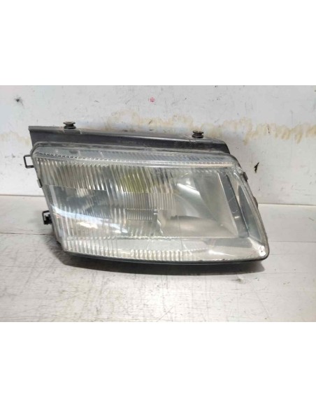 FARO DERECHO VOLKSWAGEN PASSAT BERLINA (3B2) - 271084