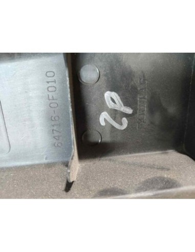 MOLDURAS TRASERAS TOYOTA COROLLA VERSO (R1) -...